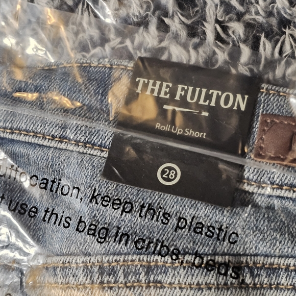 NEW Blank NYC The Fulton Roll up Short in Moon Child size 28 - Picture 8 of 10